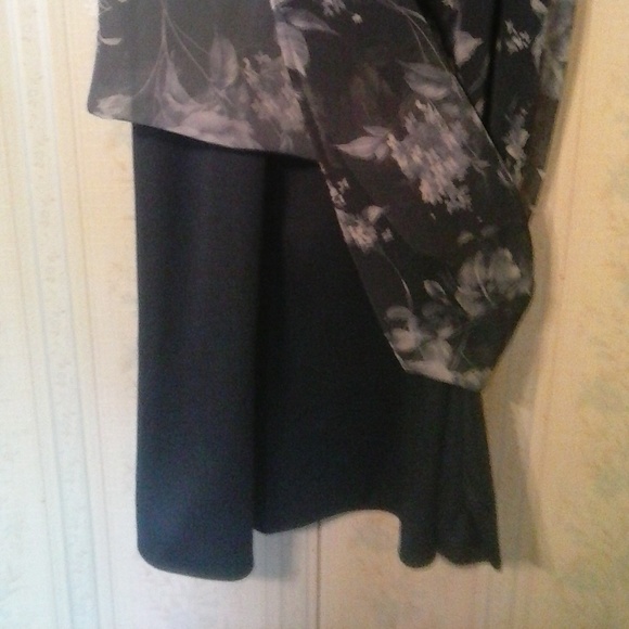 *SAMANTHA LEE NAVY/LT BLUE SHEER SKIRT FULLY LINED - Picture 4 of 5